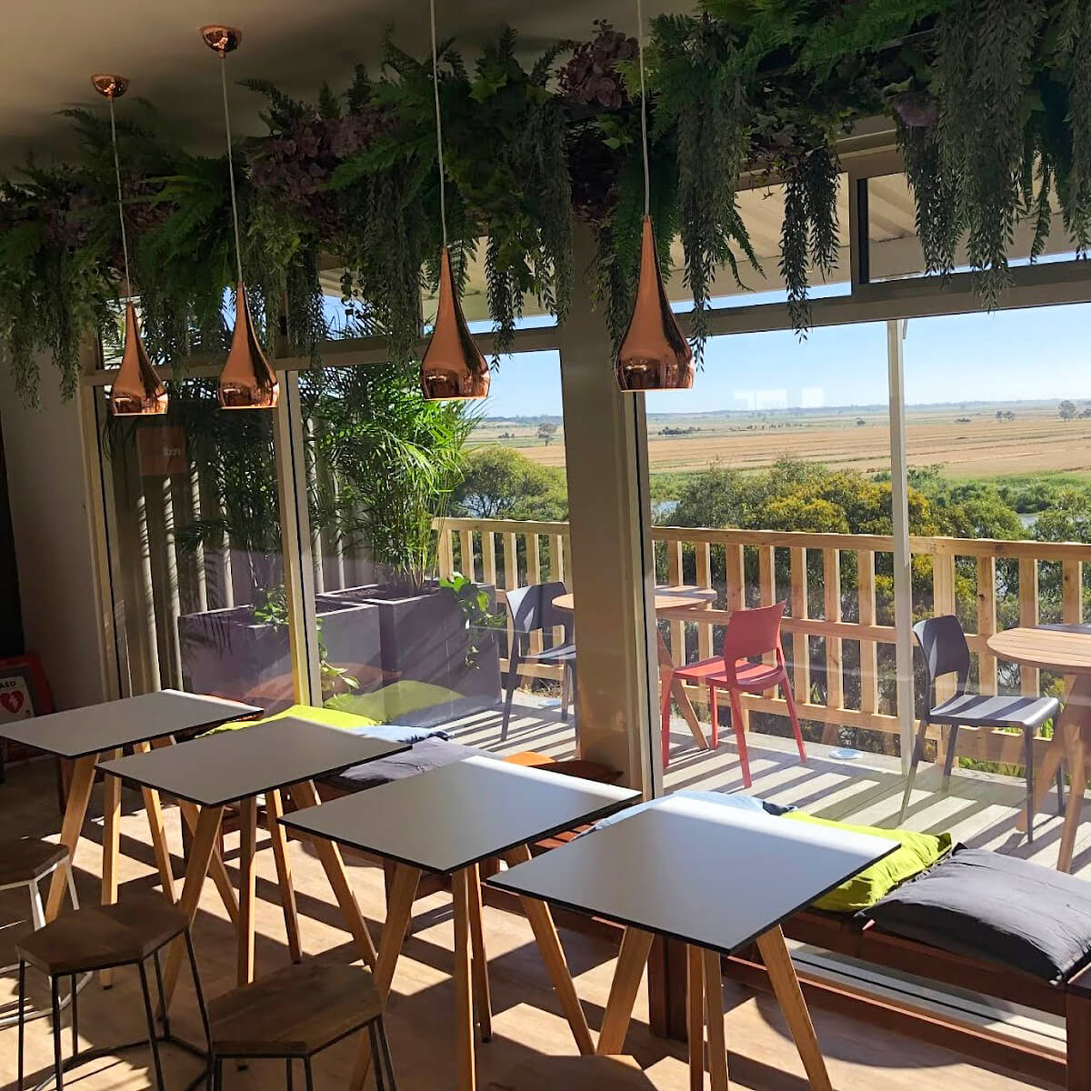 Enjoy the beautiful view at the diner of OTR Murrayview